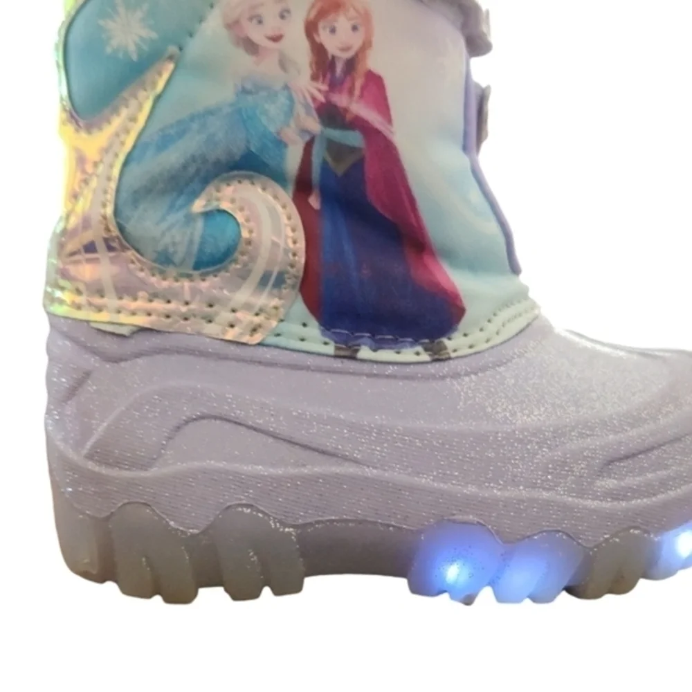 Disney LED Light Up Toddler Girls' Frozen Winter Boots Blue‎ with Glitter Size 6
